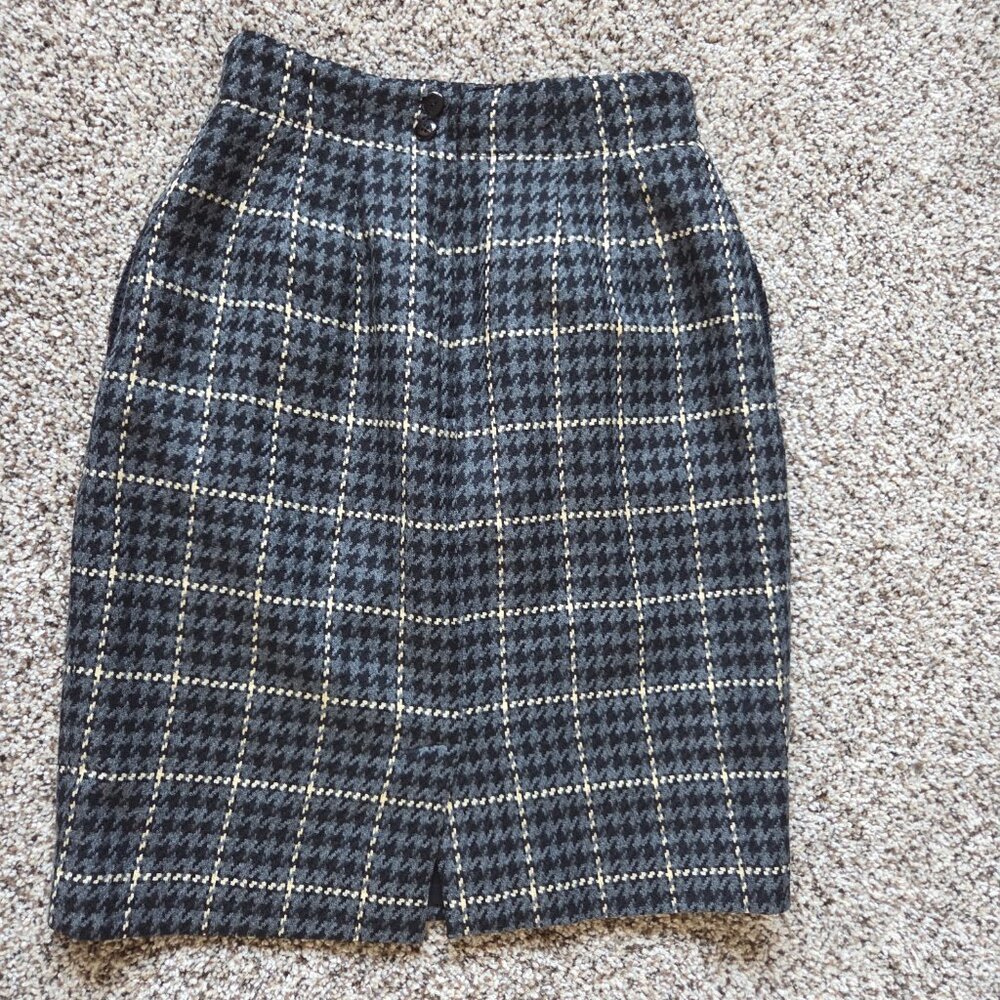 Vintage GIANNI Pencil Skirt Size 8 100% Wool Made in USA Black Gray Houndstooth - Picture 5 of 5